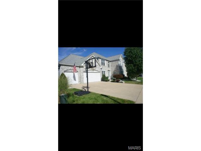 2457 Clarjon Dr, Ballwin, MO 63021 photo 2