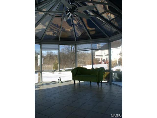 2457 Clarjon Dr, Ballwin, MO 63021 photo 16