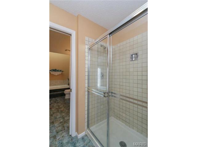 1208 Hemingway Ln, Weldon Spring, MO 63304 photo 15