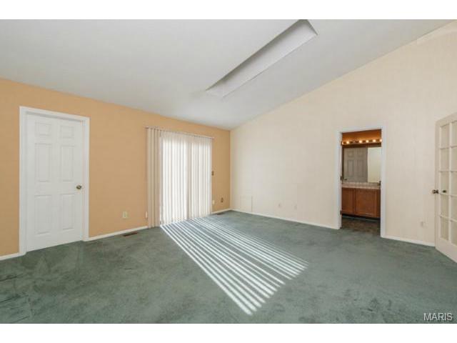 1208 Hemingway Ln, Weldon Spring, MO 63304 photo 12