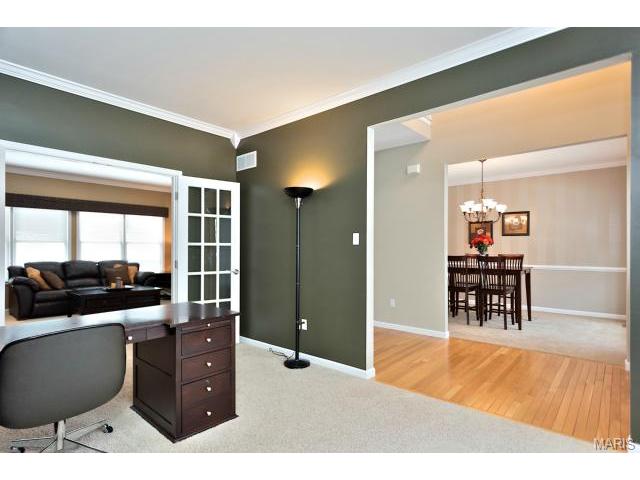 451 Valley Manor Dr, Ballwin, MO 63021 photo 6