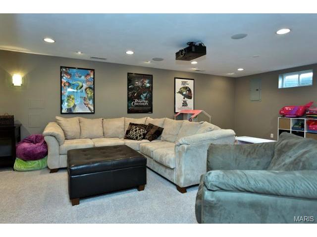 451 Valley Manor Dr, Ballwin, MO 63021 photo 35