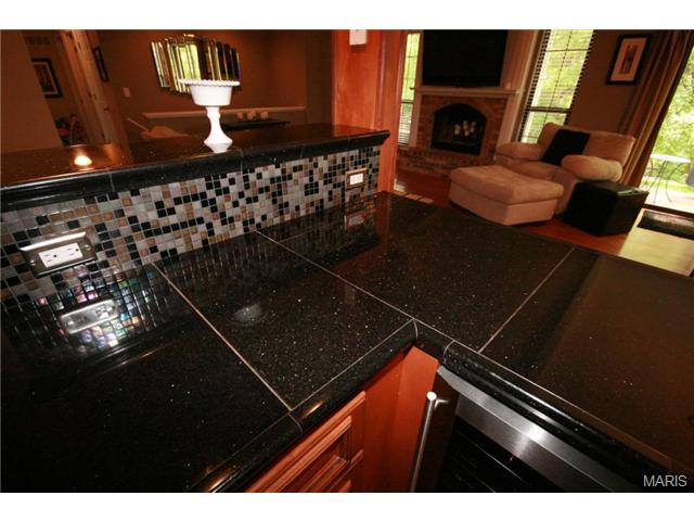 549 Great Hill Dr, Ballwin, MO 63021 photo 6