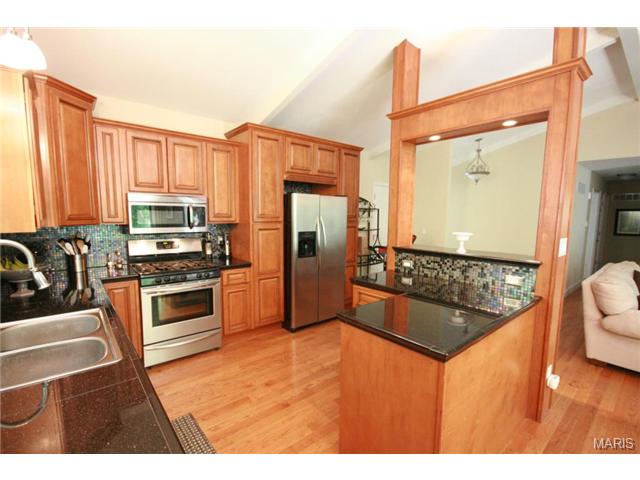 549 Great Hill Dr, Ballwin, MO 63021 photo 7