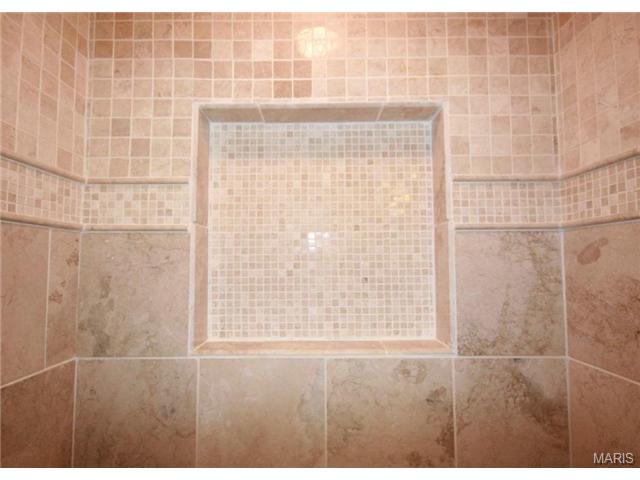 549 Great Hill Dr, Ballwin, MO 63021 photo 32