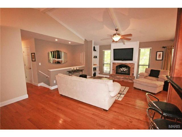 549 Great Hill Dr, Ballwin, MO 63021 photo 11