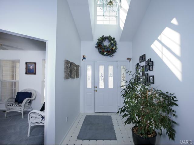 5 Pinehurst Green Ct, O'fallon, MO 63366 photo 2