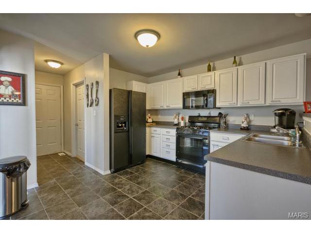 941 Rolling Thunder Dr, O'fallon, MO 63368 photo 6