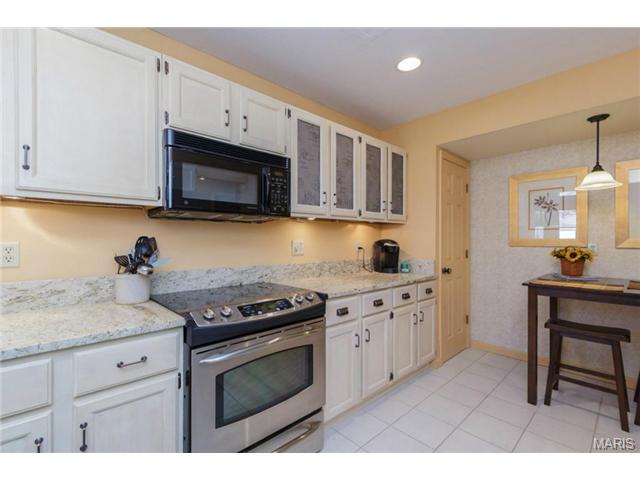 854 Hemingway Ln, Weldon Spring, MO 63304 photo 11