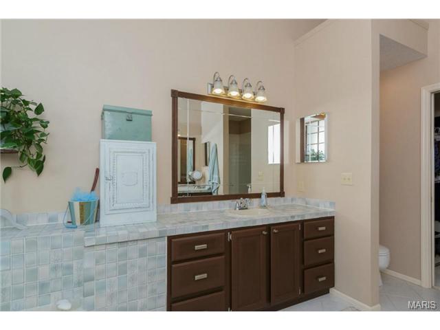 854 Hemingway Ln, Weldon Spring, MO 63304 photo 24