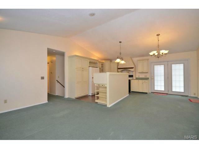 1342 Half Moon Dr, O'fallon, MO 63366 photo 8