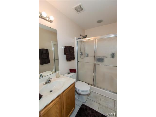 108 Rightfield Dr, O'fallon, MO 63366 photo 11