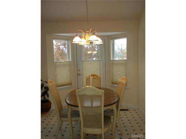 12 Piepers Gln, O'fallon, MO 63366 photo 7