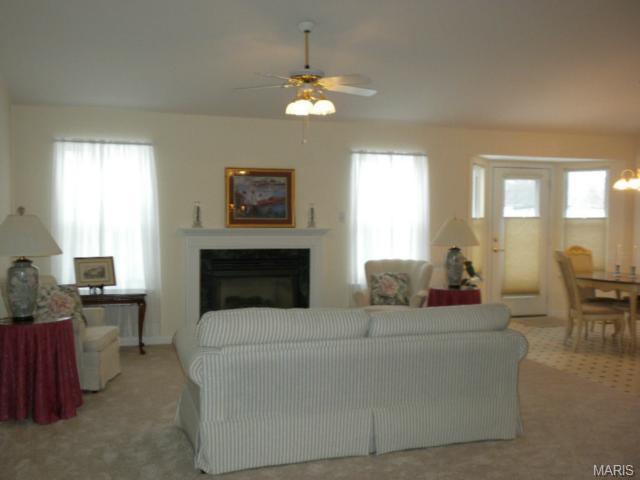 12 Piepers Gln, O'fallon, MO 63366 photo 4