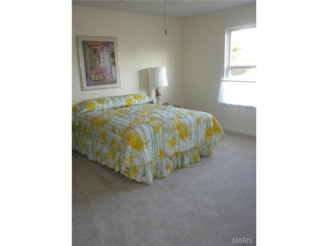 12 Piepers Gln, O'fallon, MO 63366 photo 16