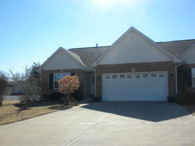 12 Piepers Gln, O'fallon, MO 63366 photo 2