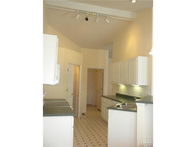 12 Piepers Gln, O'fallon, MO 63366 photo 8