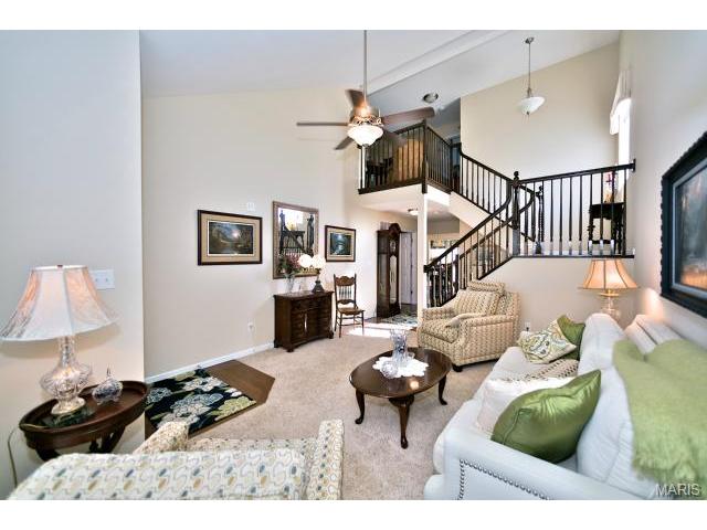 1404 Garnet Dr, O'fallon, MO 63366 photo 5