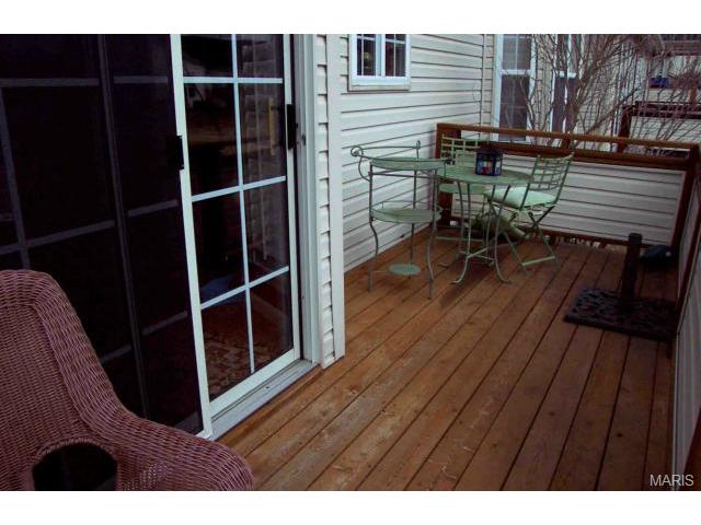 646 Hawk Run Dr, O'fallon, MO 63368 photo 7