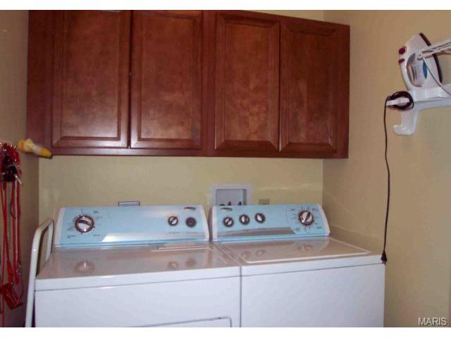 646 Hawk Run Dr, O'fallon, MO 63368 photo 4