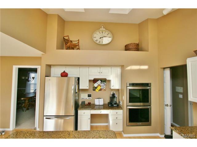 5724 Westchester Meadow Dr, Weldon Spring, MO 63304 photo 6