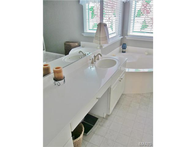 5724 Westchester Meadow Dr, Weldon Spring, MO 63304 photo 22