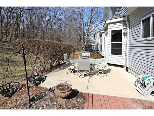 621 Legends View Dr, Eureka, MO 63025 photo 25