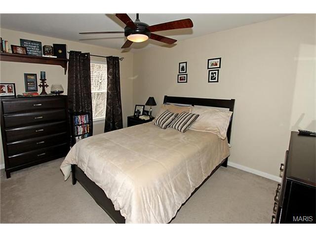 621 Legends View Dr, Eureka, MO 63025 photo 18