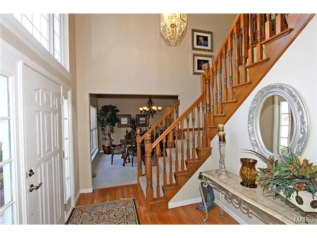 621 Legends View Dr, Eureka, MO 63025 photo 3