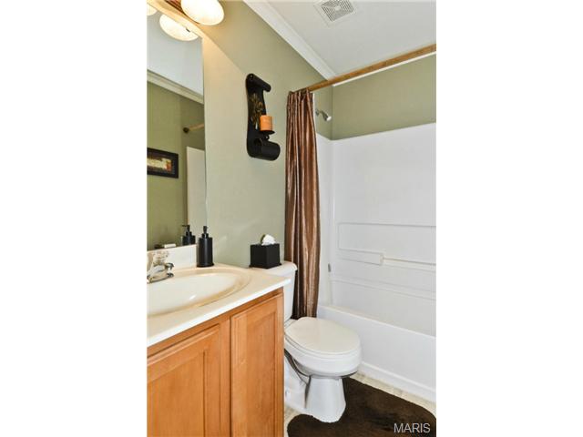 965 Tilestone Dr, O'fallon, MO 63366 photo 18