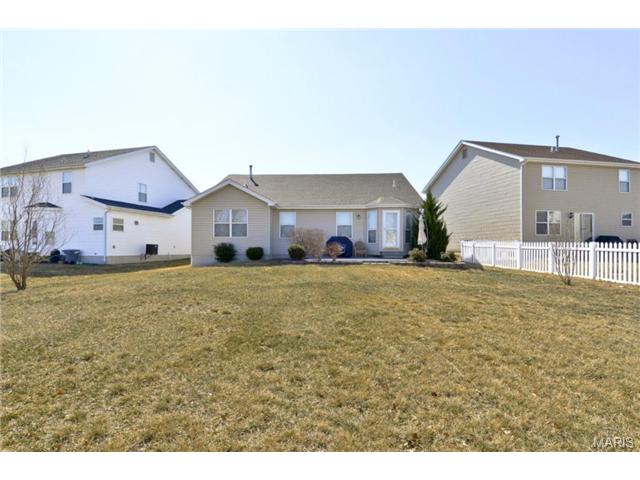 965 Tilestone Dr, O'fallon, MO 63366 photo 24