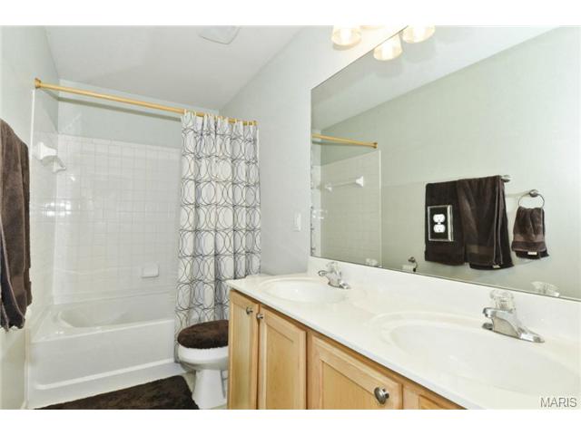 965 Tilestone Dr, O'fallon, MO 63366 photo 15