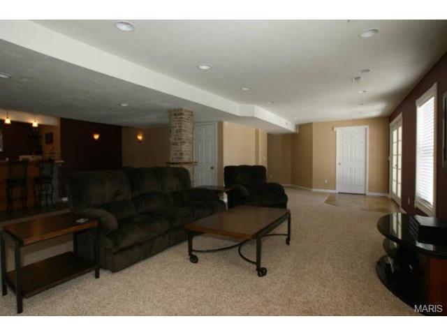 120 Chantry Dr, O'fallon, MO 63366 photo 17