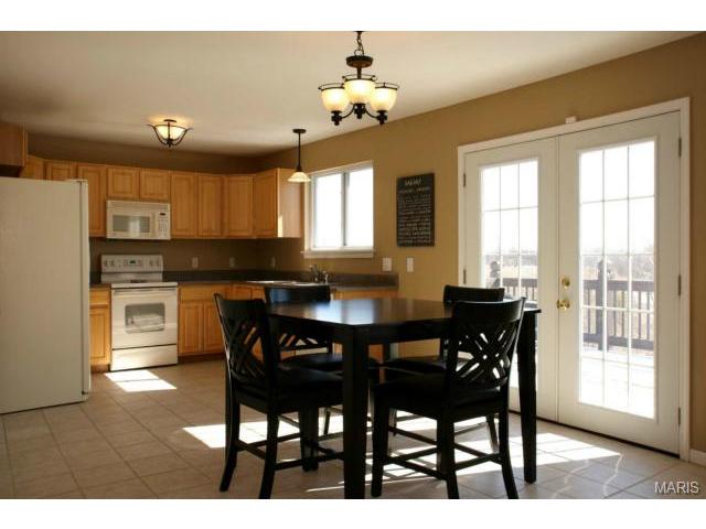 120 Chantry Dr, O'fallon, MO 63366 photo 6