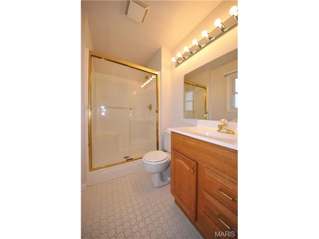 1211 Big Bend Rd, Ballwin, MO 63021 photo 13