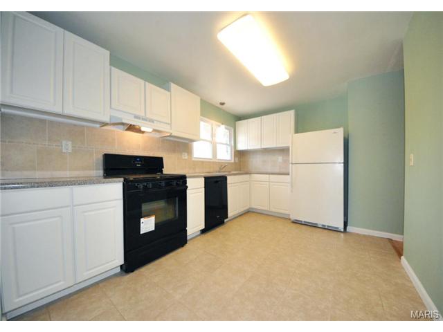 1211 Big Bend Rd, Ballwin, MO 63021 photo 7