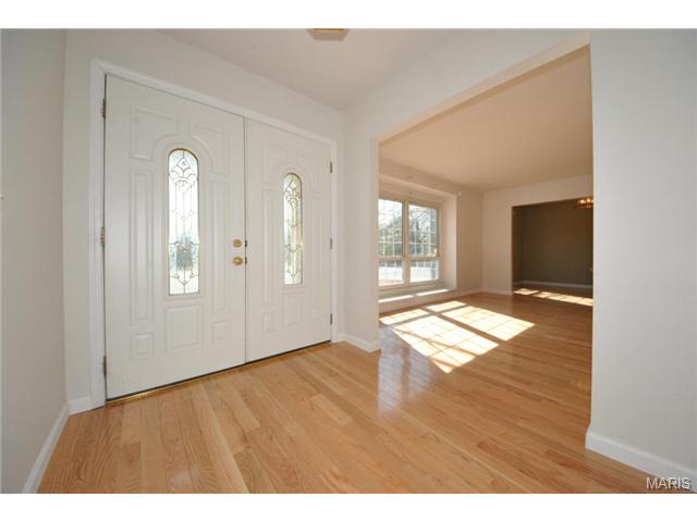 1211 Big Bend Rd, Ballwin, MO 63021 photo 2