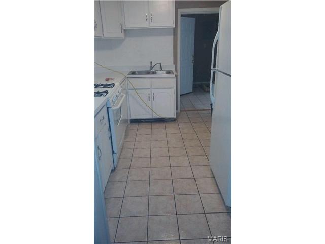 3001 Smiley Rd, Bridgeton, MO 63044 photo 4