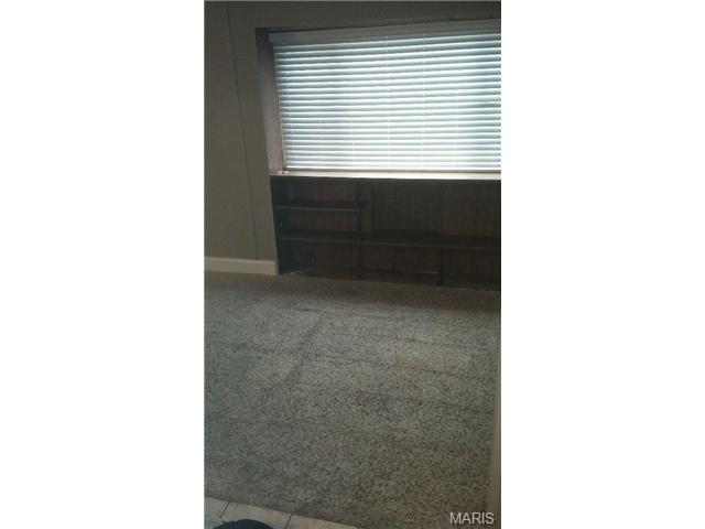 3001 Smiley Rd, Bridgeton, MO 63044 photo 3