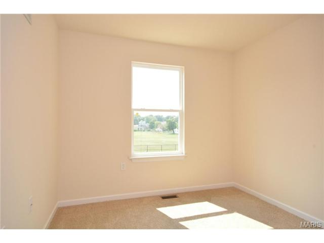 9945 Linn, Lemay, MO 63125 photo 11