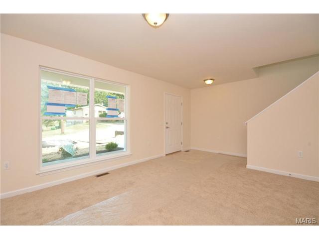 9945 Linn, Lemay, MO 63125 photo 2