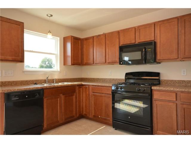 9945 Linn, Lemay, MO 63125 photo 5