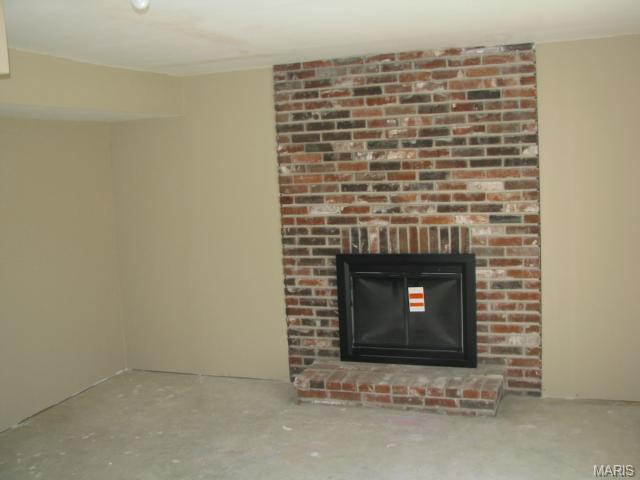 111 S Edward Ct, Eureka, MO 63025 photo 9