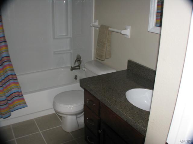 111 S Edward Ct, Eureka, MO 63025 photo 10