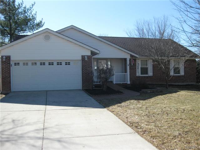 4036 Providence Dr, Saint Charles, MO 63304 photo 1