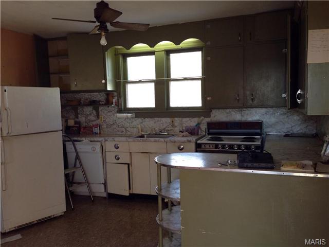 10329 Toelle, Saint Louis, MO 63137 photo 13