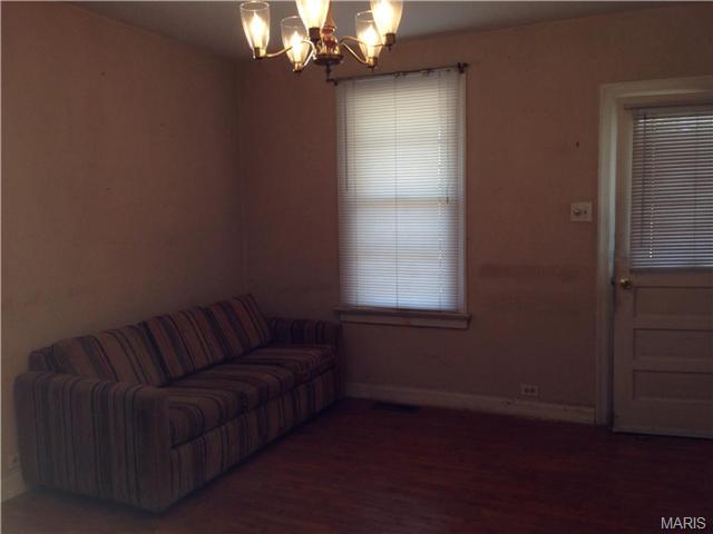 10329 Toelle, Saint Louis, MO 63137 photo 10
