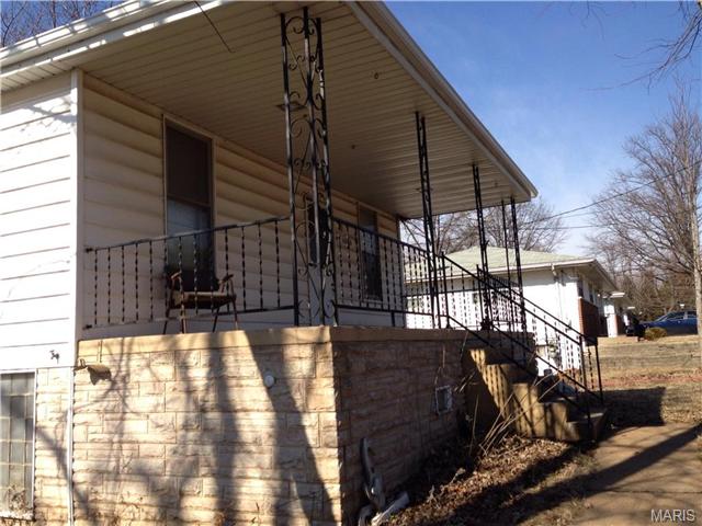 10329 Toelle, Saint Louis, MO 63137 photo 4