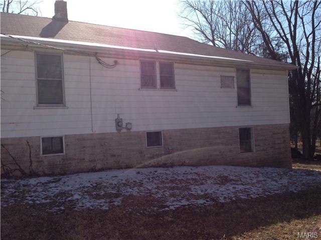 10329 Toelle, Saint Louis, MO 63137 photo 2