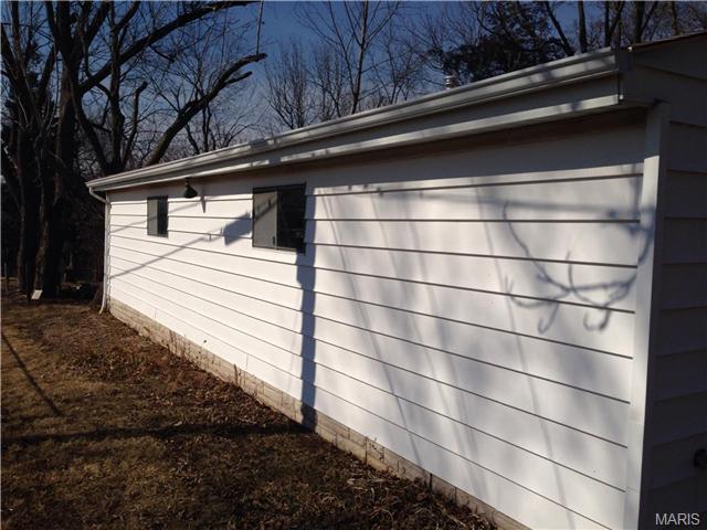 10329 Toelle, Saint Louis, MO 63137 photo 24